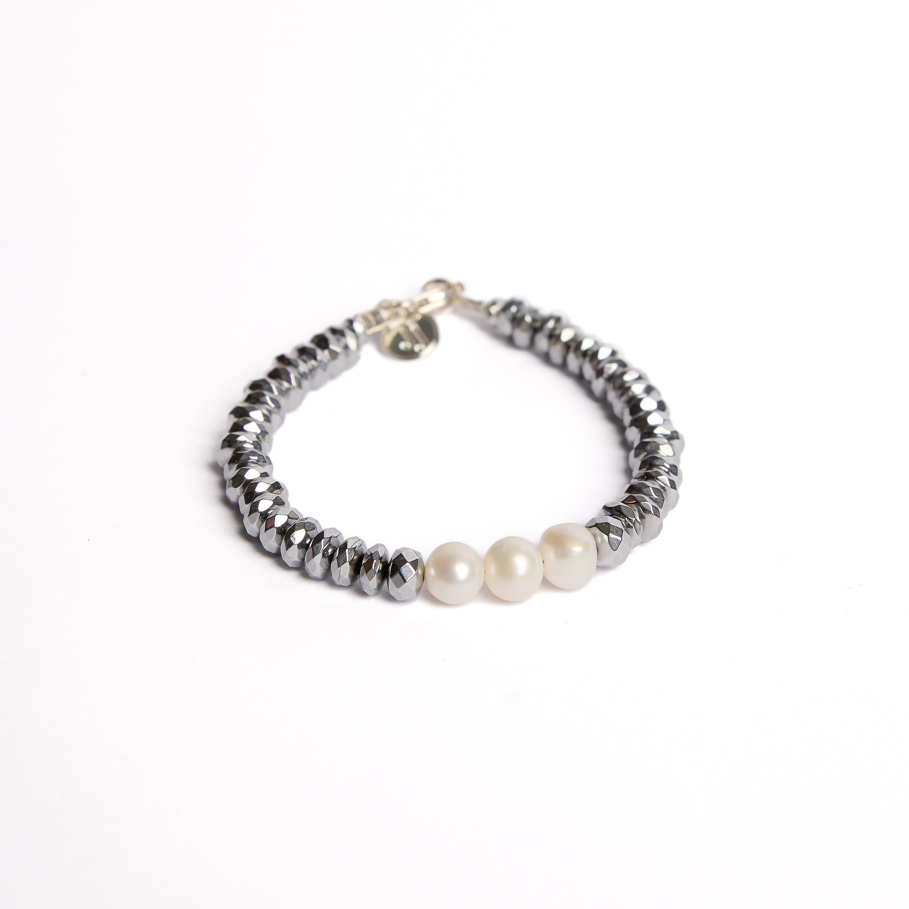 PULSERA DE HEMATITA - CON PERLAS