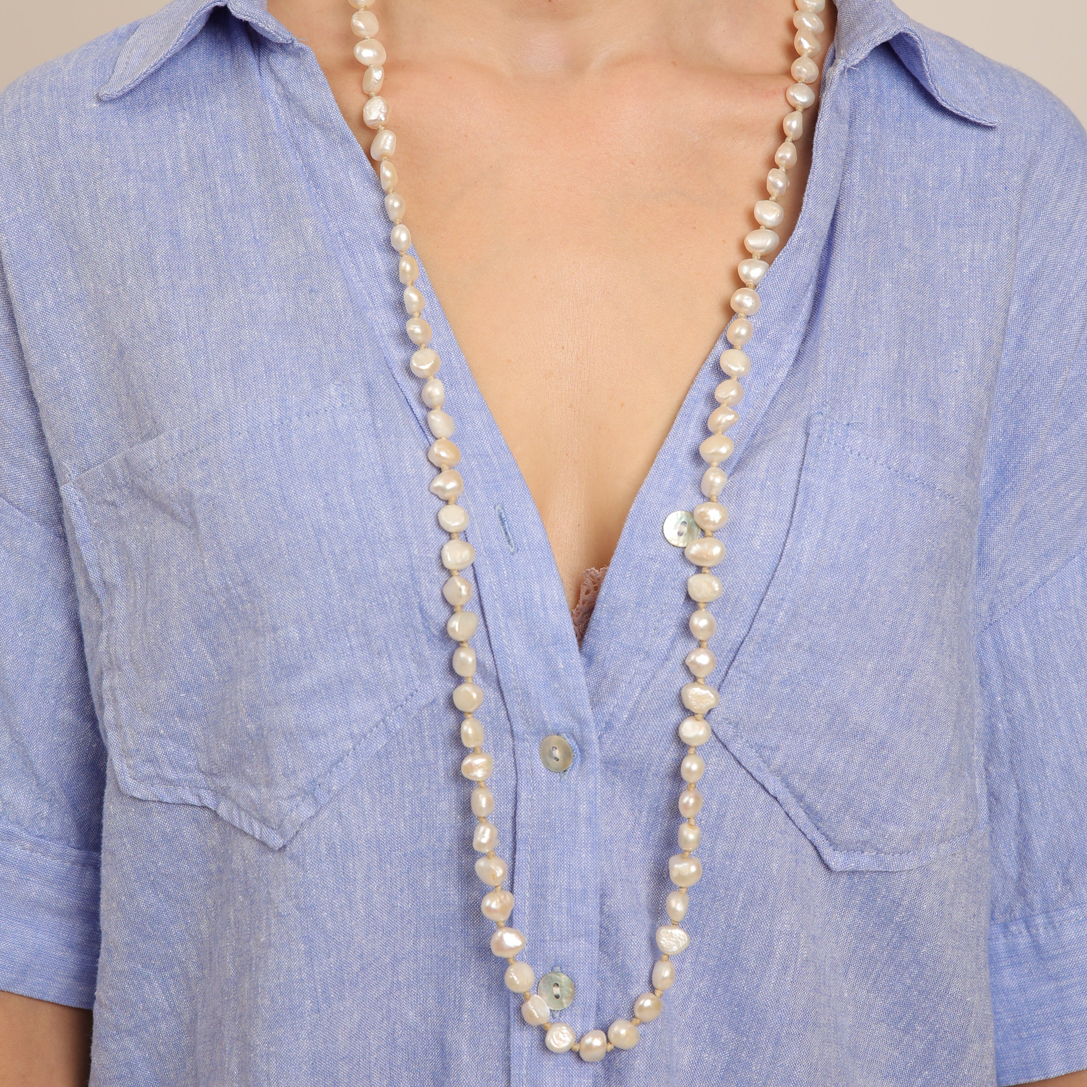 Geneva G37 White Knot