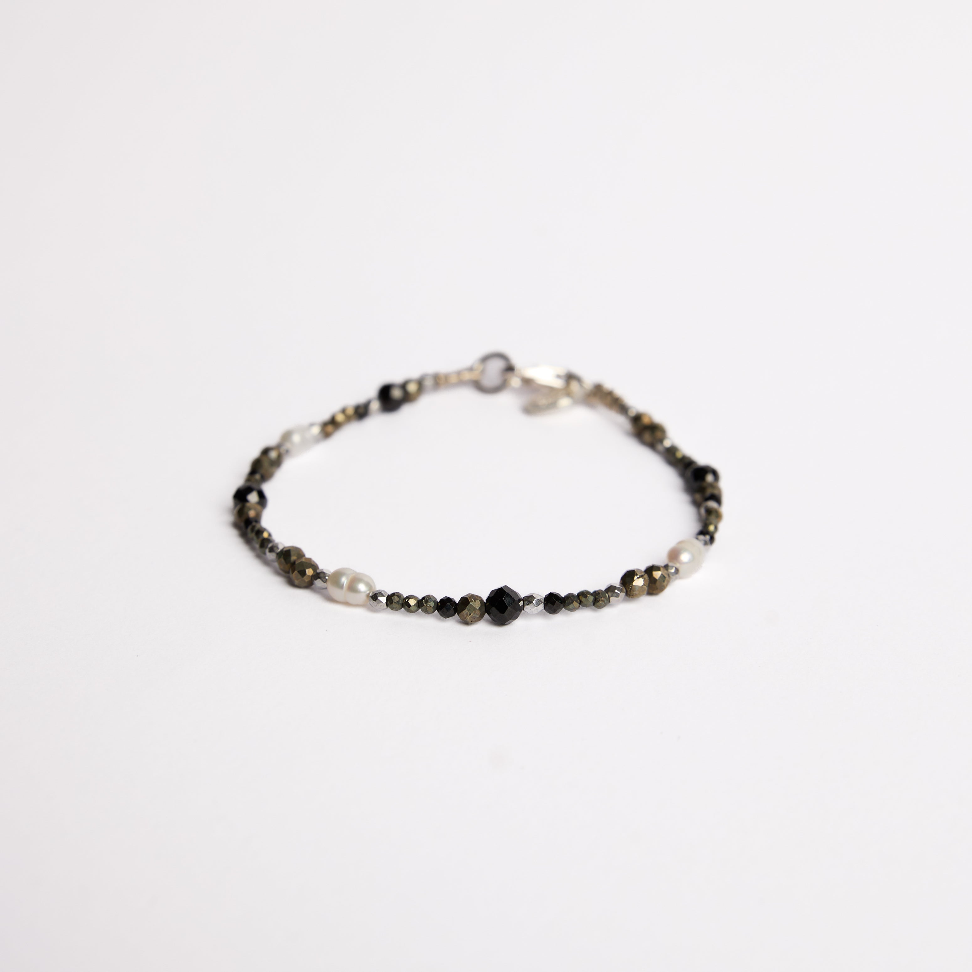 PULSERA DE HEMATITA - CON PERLAS