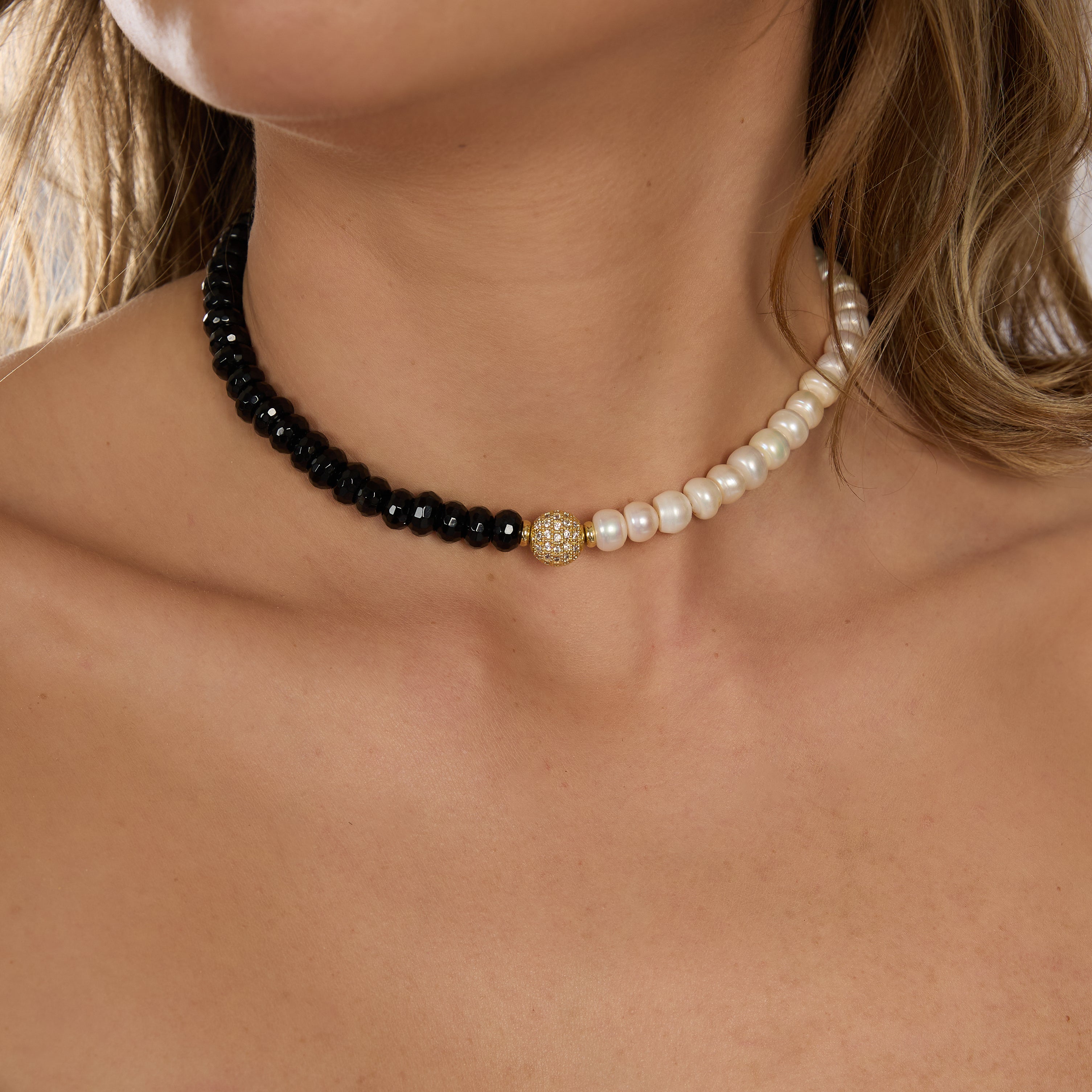 Collier de perles avec onyx