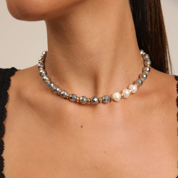 Collier ras du cou en hématite avec perles