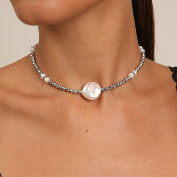Collier ras du cou en hématite avec perles