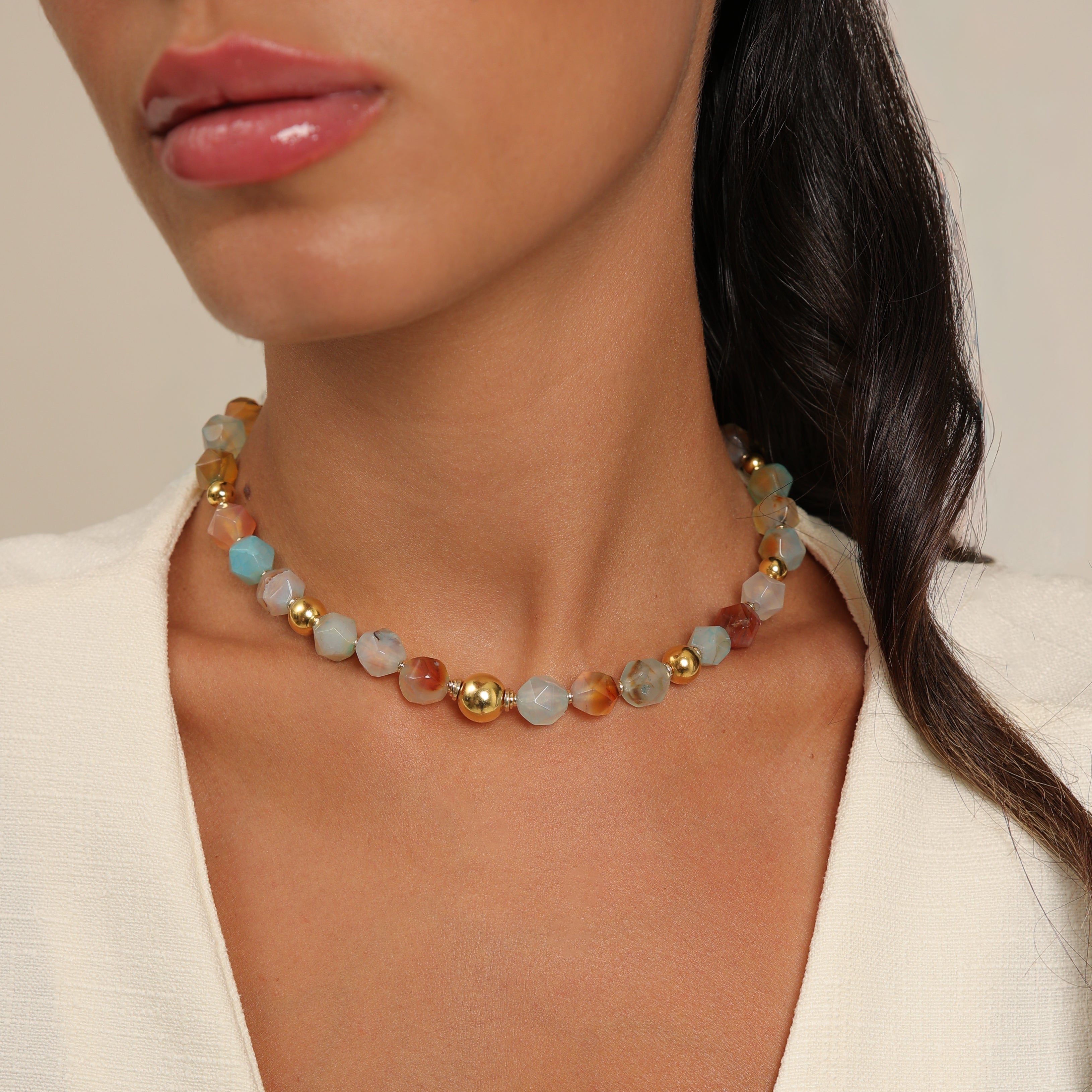 Collier en calcédoine et agate