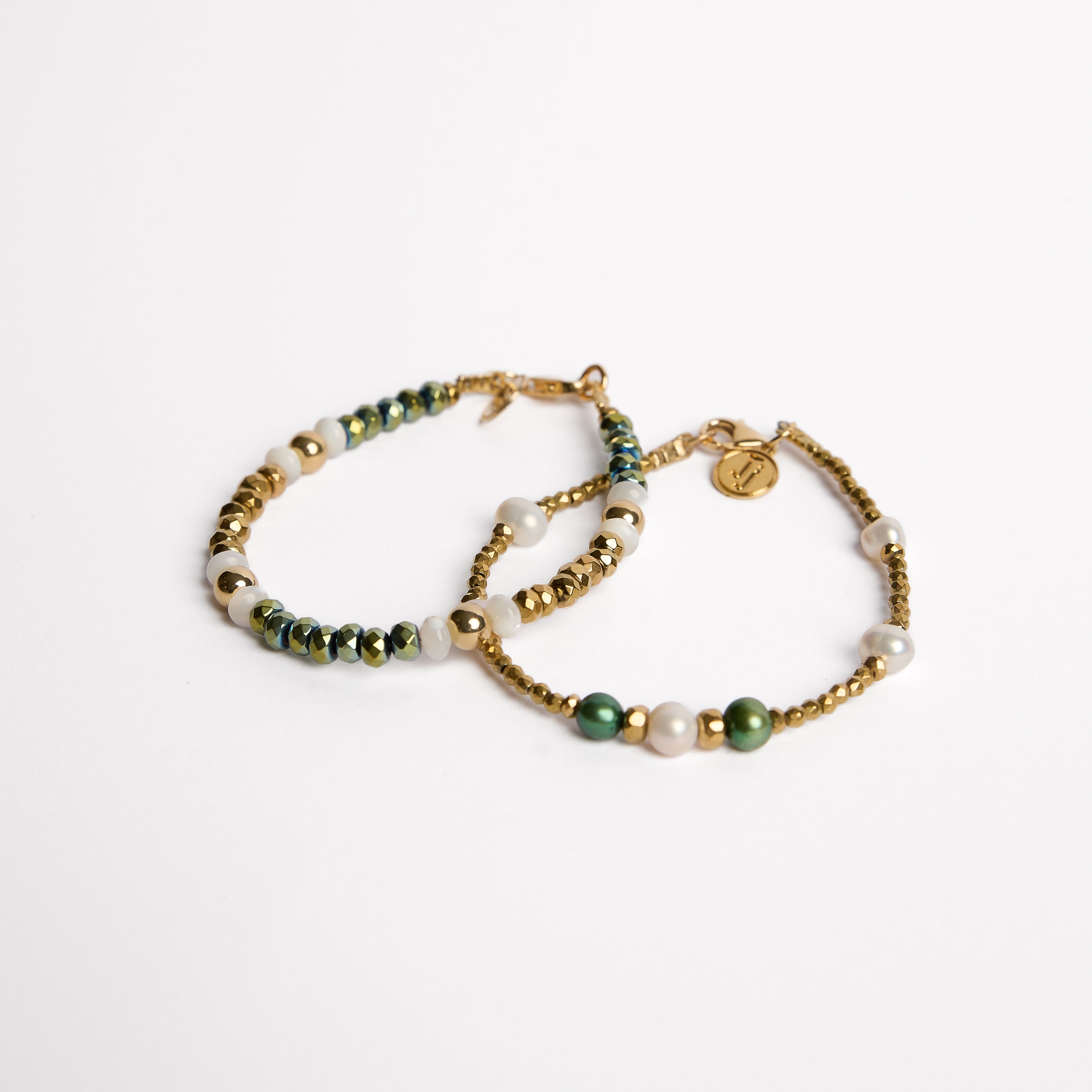 BRACELET EN HÉMATITE - ORNÉ DE PERLES